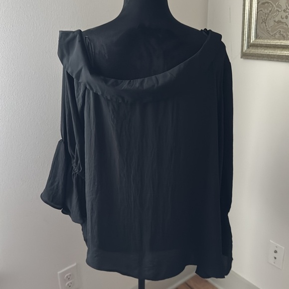 Vince Camuto Rich Black Summer 3 one shoulder 3/4 sleeves ruffle top blouse 1X - Picture 8 of 13